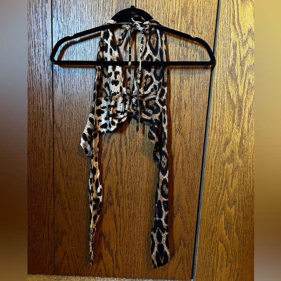 Cheetah print tank top with tie back size medium. - Picture 2 of 3
